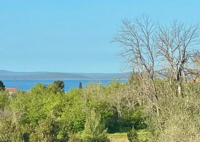 Homestay V, With Private Bathroom, Shared Kitchen, Living And Garden With Pool, Privlaka, Zadar Privlaka (Zadar)